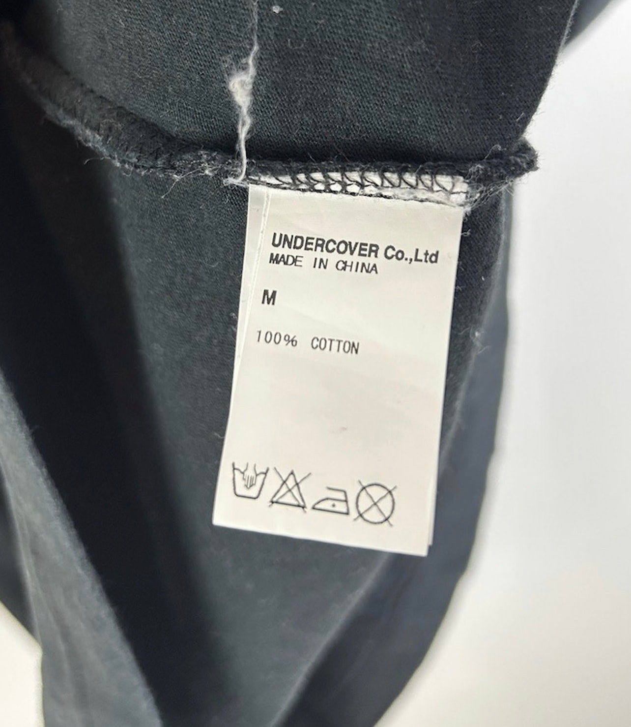 Undercover Bear Print T-Shirts Size: M